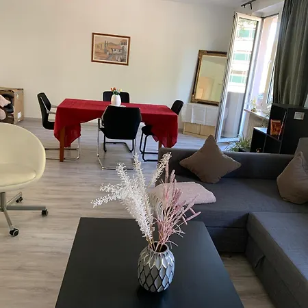 Apartment U-stay