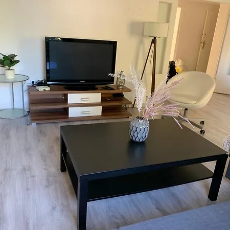 U-stay Apartment *